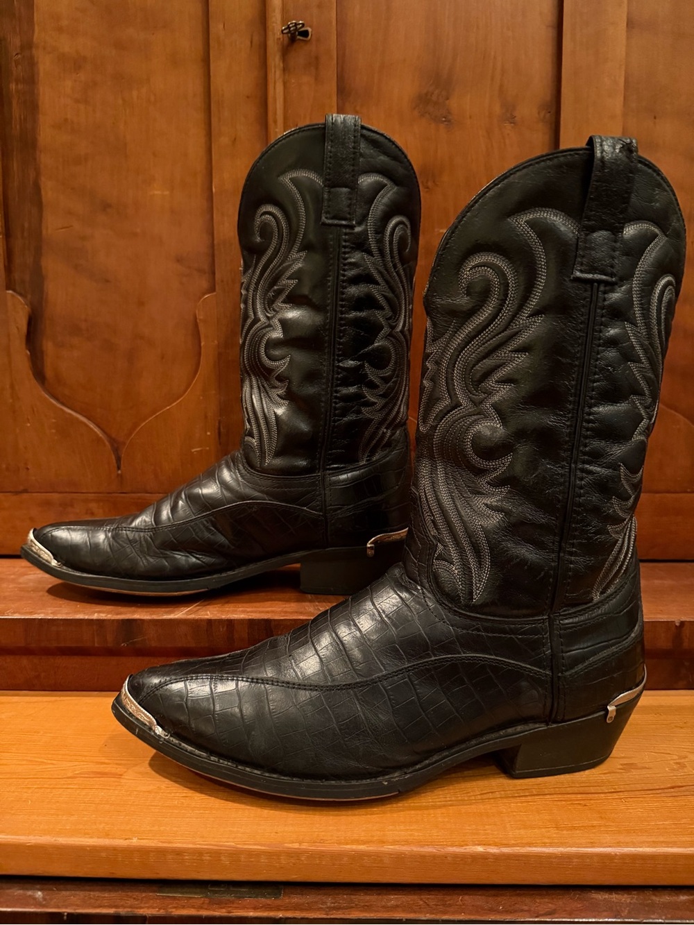 Laredo 6790 Black Gator‑Print Cowboy Boots – Size 12 EW
